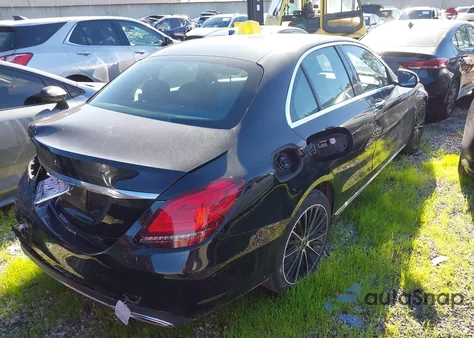 2020 Mercedes-Benz C 300 from USA, damaged, VIN W1KWF8DB4LR591877